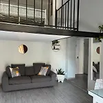 Apartment Welcome Home 2